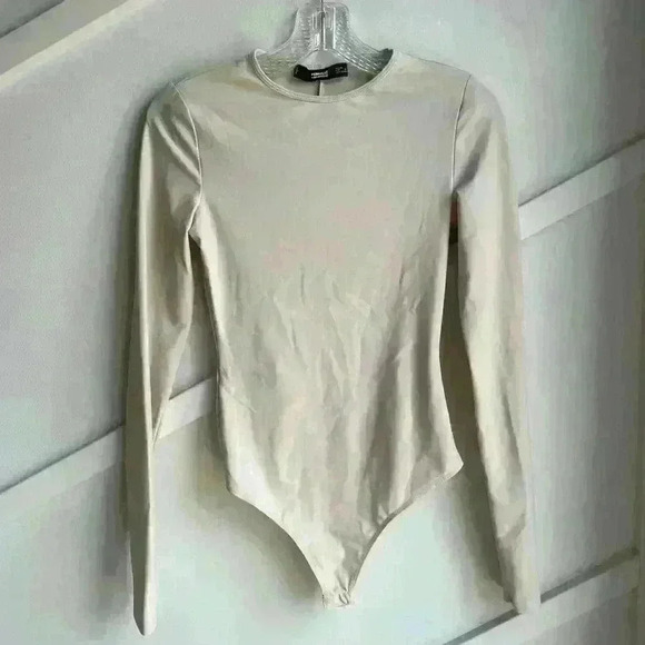 MANGO Cut-Out Back Bodysuit Bone White Size S - Picture 5 of 9